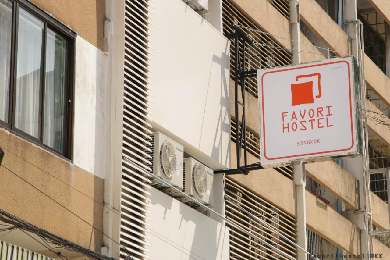 Favori Hostel Bangkok Surawong Zewnętrze zdjęcie